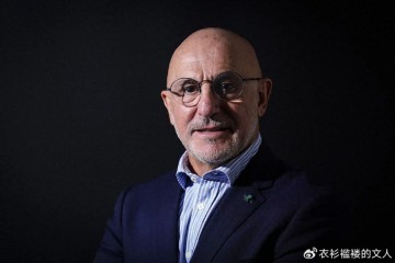 开云体育官网-就是这么直接！德拉富恩特回应赫伊森落选，人品和球品都需成长|西班牙|国家队|西班牙国家队|世界杯|美加墨世界杯_新浪体育_新浪新闻